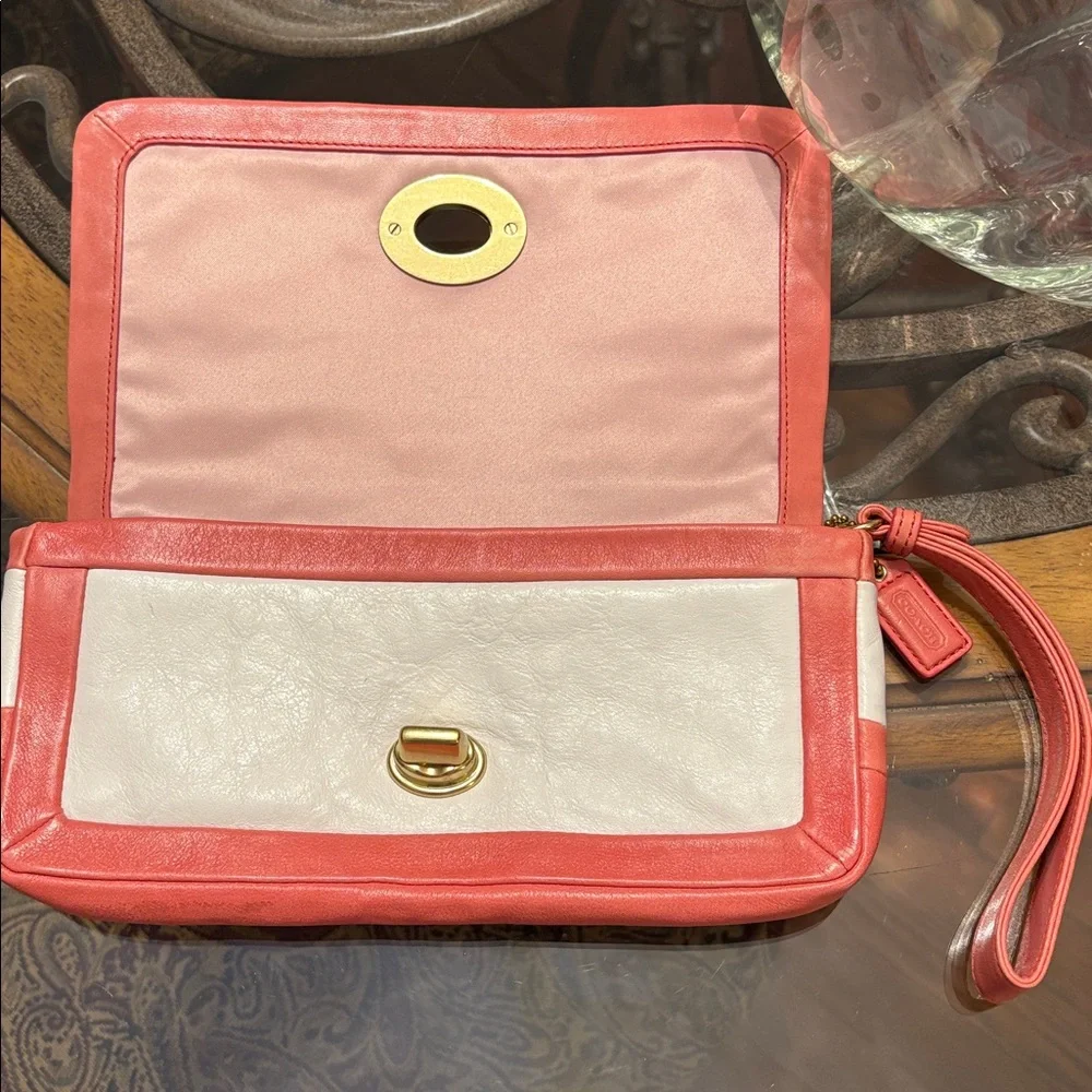 Coach Cricket Flap Wristlet /Clutch - Picture 9 of 9